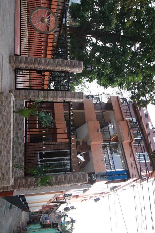Little Rangpur Inn Экстерьер фото
