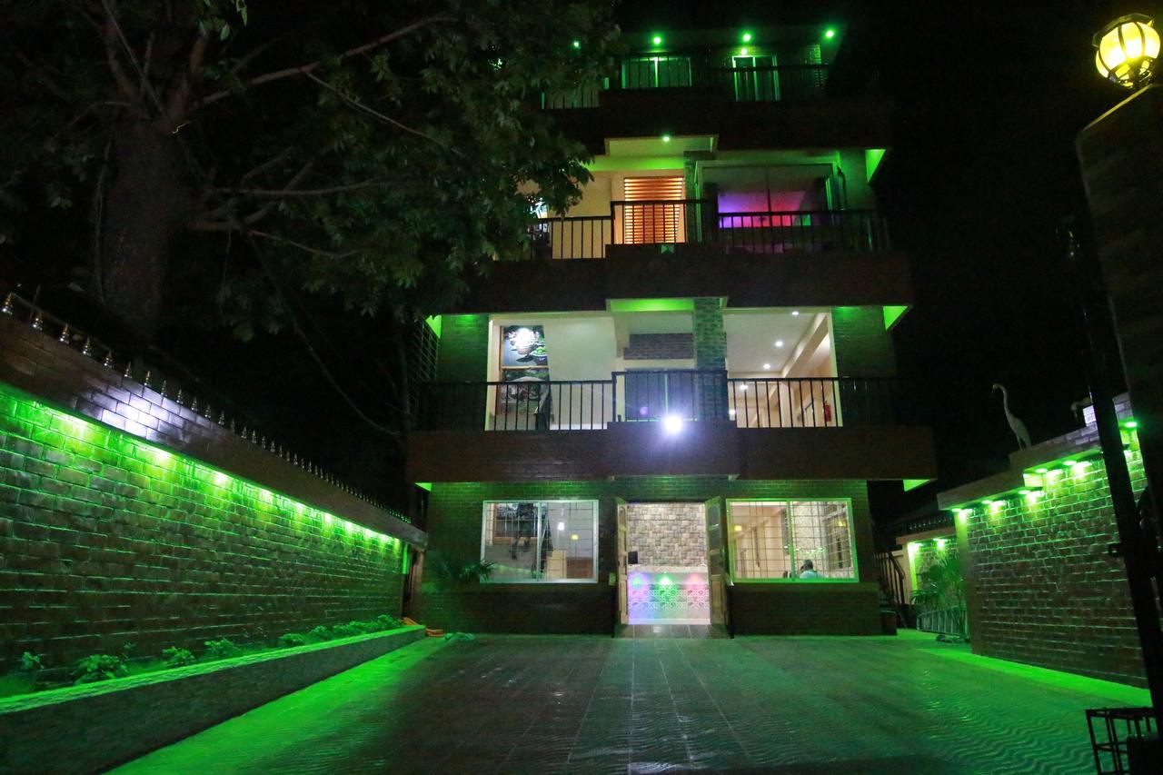 Little Rangpur Inn Экстерьер фото
