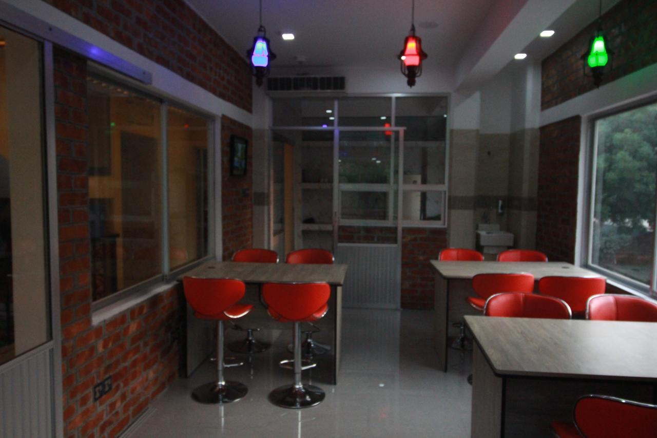 Little Rangpur Inn Экстерьер фото